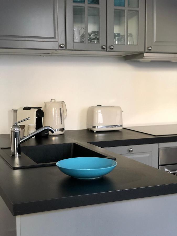 Charming&modernly designed 2 bedroom - Old Town Antibes Eksteriør billede