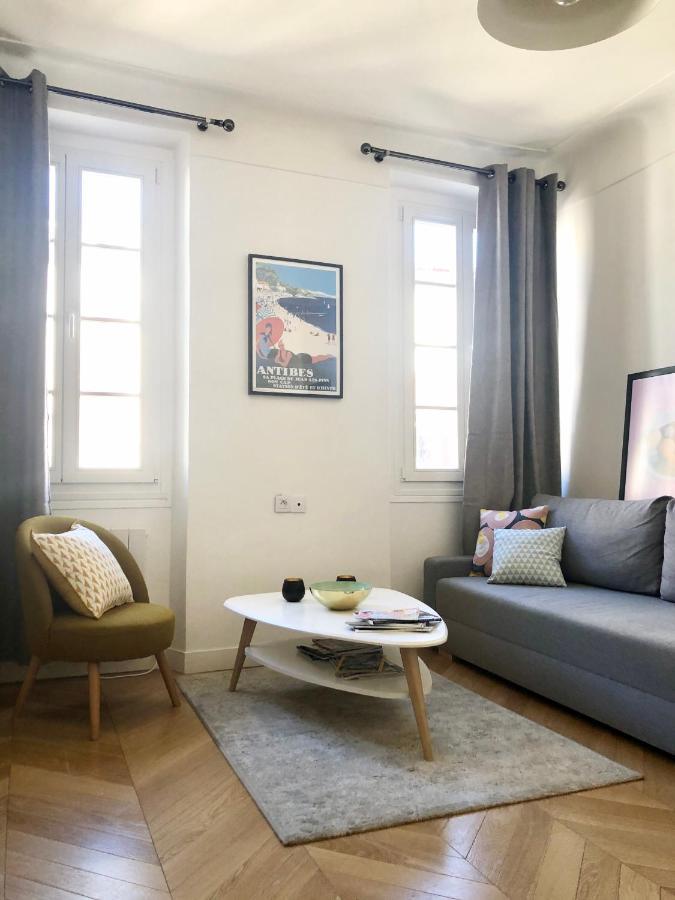Charming&modernly designed 2 bedroom - Old Town Antibes Eksteriør billede