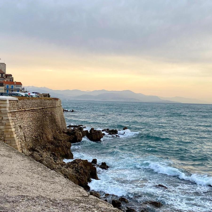 Charming&modernly designed 2 bedroom - Old Town Antibes Eksteriør billede
